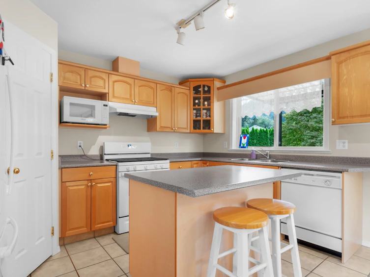 415 Juniper Place, Harrison Hot Springs, BC, V0M 1K0 - 16