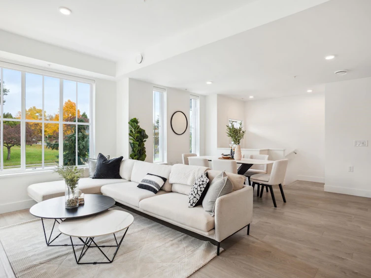 920 W 49th Avenue, Vancouver, BC, V6P 0K6 - 3