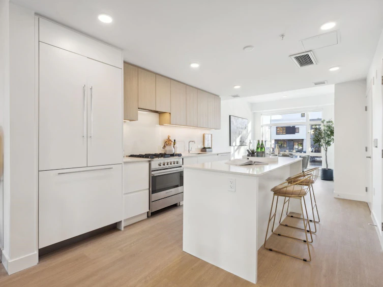 223-1010 W 47th Avenue, Vancouver, BC, V6M 0E3 - 4