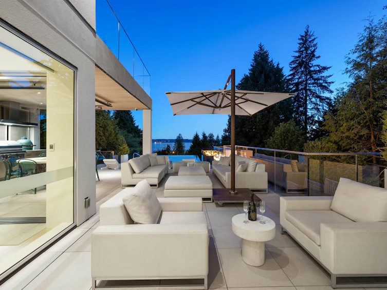 2919 Mathers Avenue, West Vancouver, BC, V7V 2J7 - 5