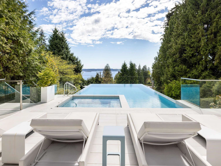 2919 Mathers Avenue, West Vancouver, BC, V7V 2J7 - 39