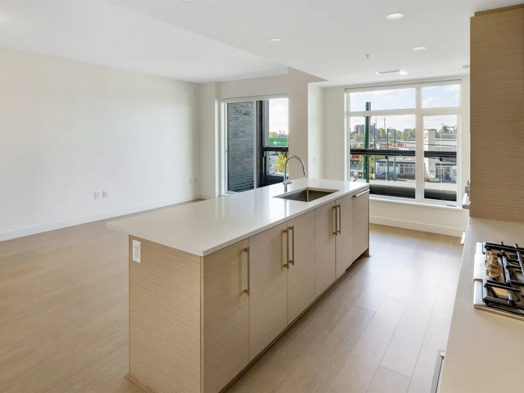 201-8888 Osler Street, Vancouver, BC, V6P 4G2 - 6