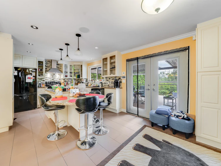 23380 Gates Avenue, Richmond, BC, V6V 1E9 - 4