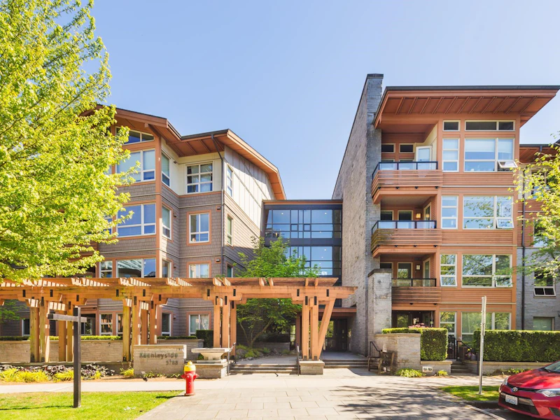 305 - 5788 Birney Avenue, Vancouver BC V6S 0A2