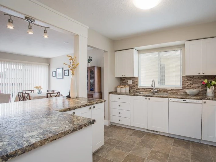 7-7240 Moffatt Road, Richmond, BC, V6Y 3N7 - 7