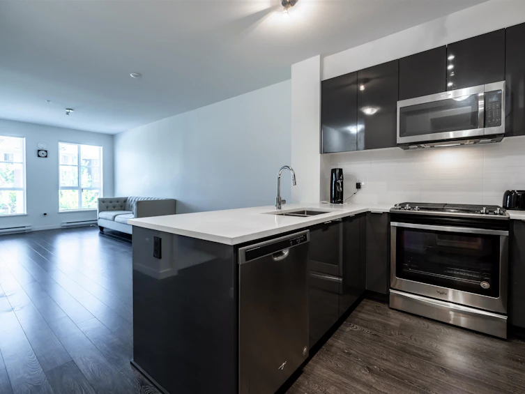 201-15137 33 Avenue, Surrey, BC, V3Z 0Y1 - 5