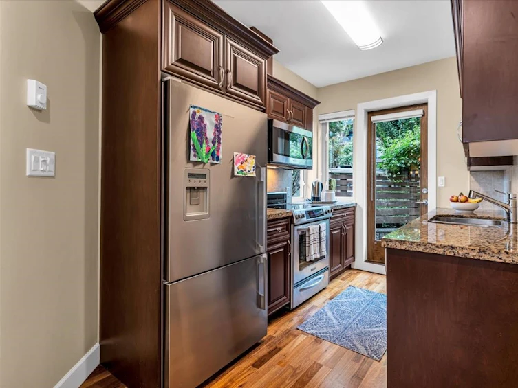 1-215 East 4th Street, North Vancouver, BC, V7L 1J1 - 18