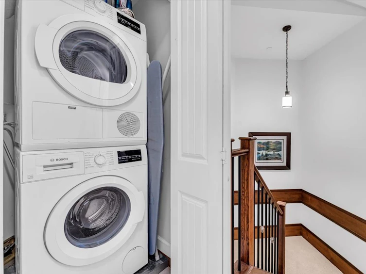 1-215 East 4th Street, North Vancouver, BC, V7L 1J1 - 31