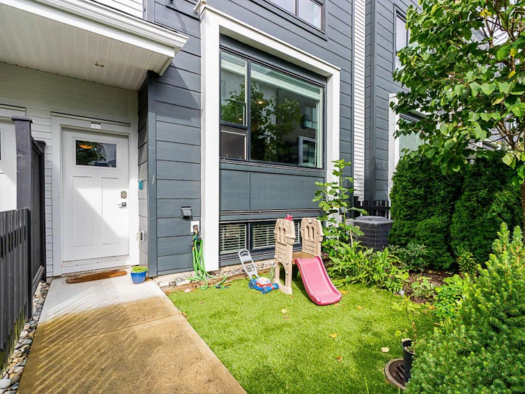 183-2277 Oak Meadows, Surrey, BC, V3Z 0W6 - 2