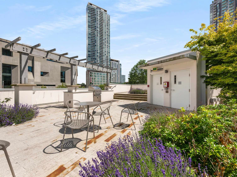 2707-13398 104 Avenue, Surrey, BC, V3T 1V6 - 17