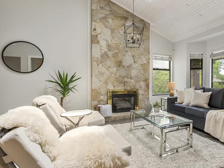 16202 Southglen Place, Surrey, BC, V4N 1T9 - 2