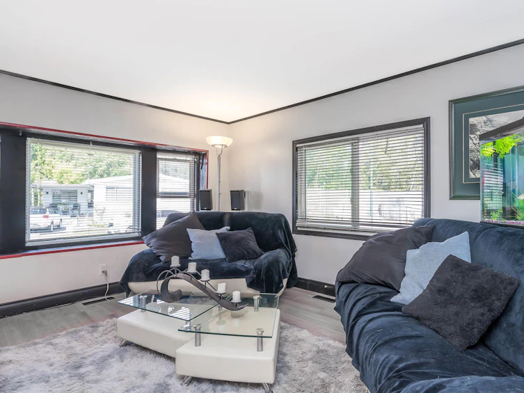 115-1840 160, Surrey, BC, V4A 4X4 - 8