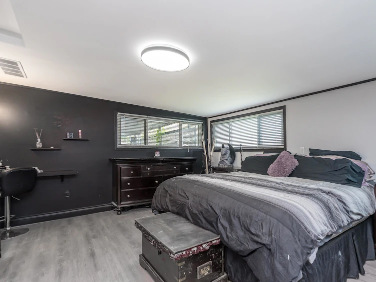 115-1840 160, Surrey, BC, V4A 4X4 - 10