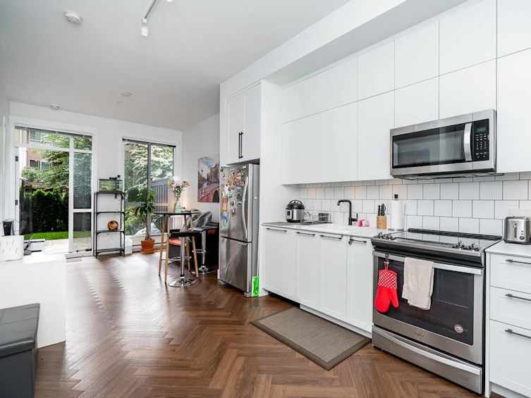 124-14968 101a, Surrey, BC, V3R 0E8 - 6