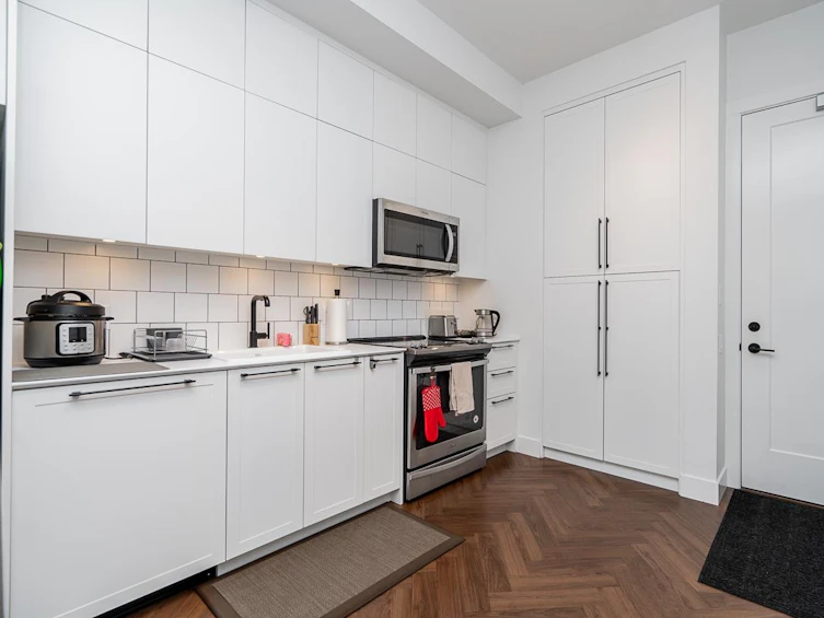 124-14968 101a, Surrey, BC, V3R 0E8 - 8
