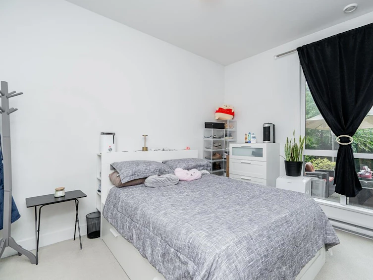 124-14968 101a, Surrey, BC, V3R 0E8 - 14