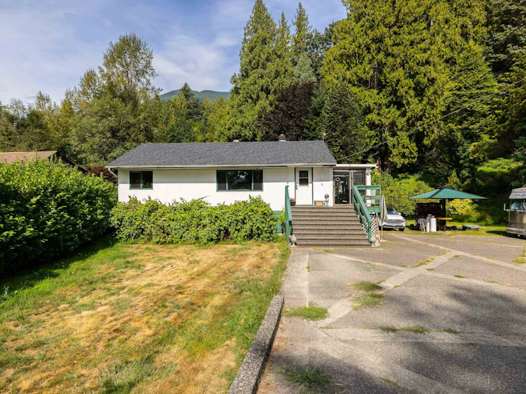 41759 Lougheed Highway, Mission, BC, V0M 1G0