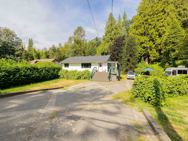 41759 Lougheed Highway, Mission, BC, V0M 1G0 - 2