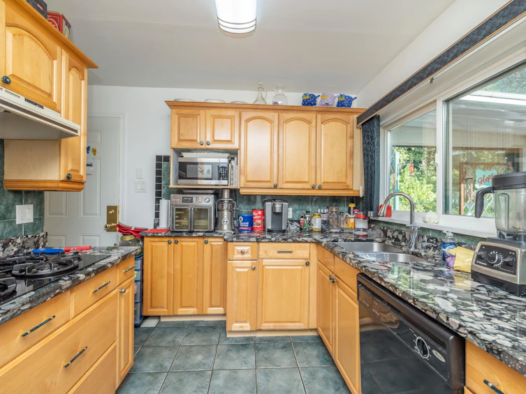 41759 Lougheed Highway, Mission, BC, V0M 1G0 - 9