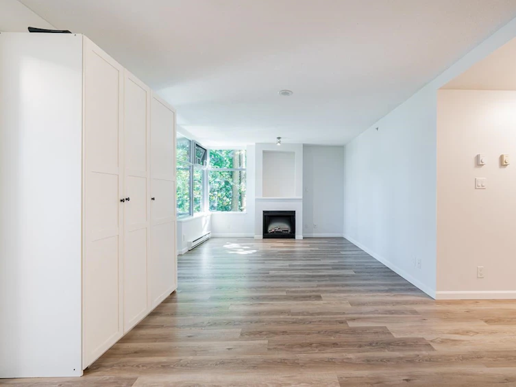 005-9298 University Crescent, Burnaby, BC, V5A 4X8 - 13