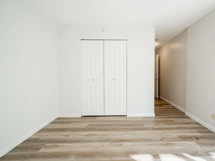 005-9298 University Crescent, Burnaby, BC, V5A 4X8 - 23
