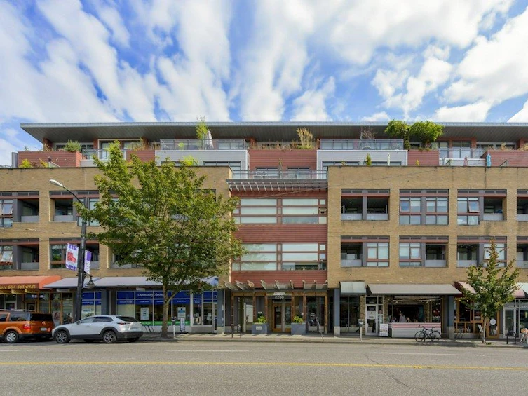 403-2250 Commercial Drive, Vancouver, BC, V5N 5P9 - 2