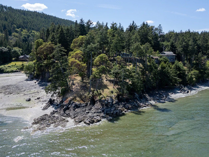1537 Beddis Road, Salt Spring Island BC V8K 2E3