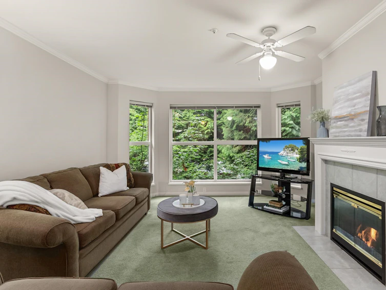 219-12088 66, Surrey, BC, V3W 1Z9 - 2