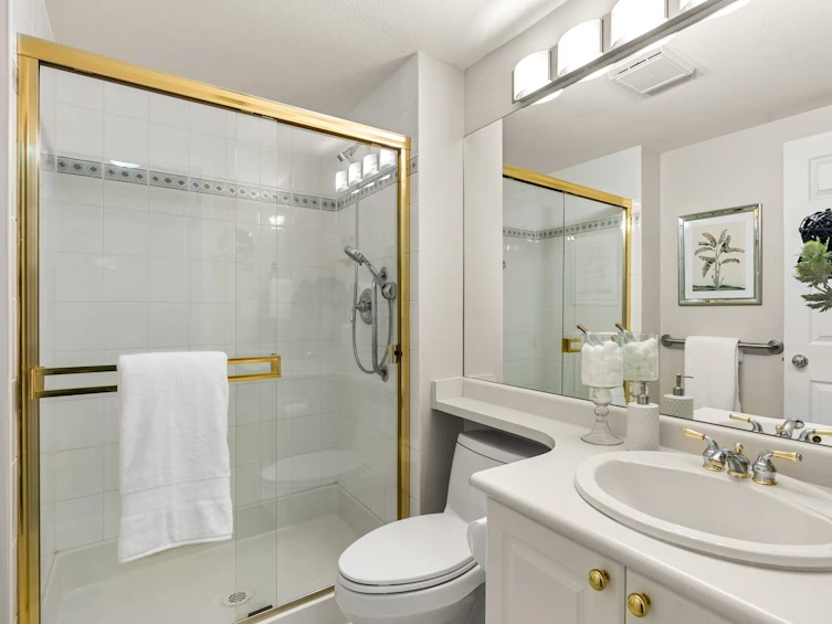 219-12088 66, Surrey, BC, V3W 1Z9 - 7