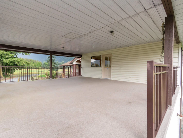 651 Maple Falls Road, Columbia Valley, BC, V2R 4X5 - 11