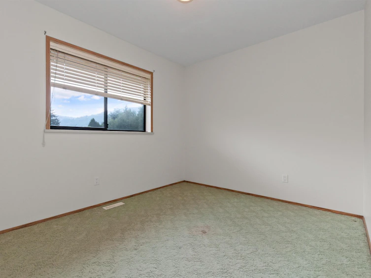651 Maple Falls Road, Columbia Valley, BC, V2R 4X5 - 24