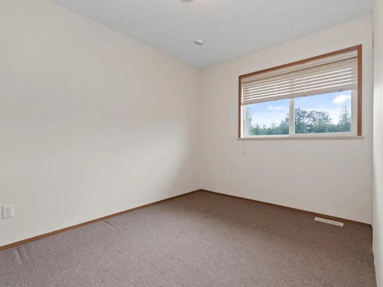 651 Maple Falls Road, Columbia Valley, BC, V2R 4X5 - 25