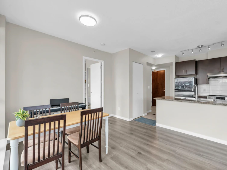 903-4250 Dawson Street, Burnaby, BC, V5C 4B1 - 14