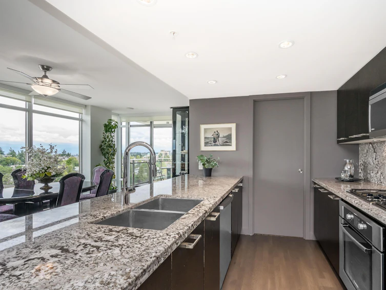 1102-1455 George, Surrey, BC, V4B 0A9 - 5