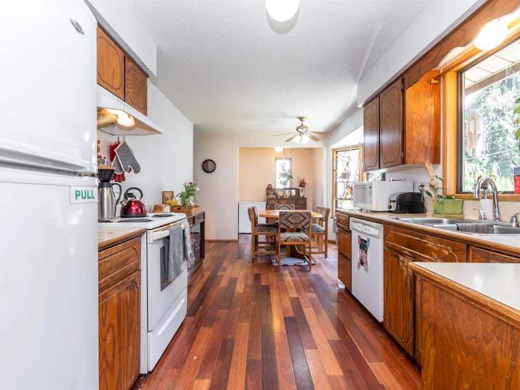 19575 Silverhope Road, Hope, BC, V0X 1L2 - 3