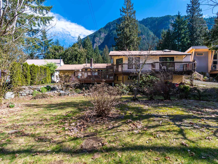 19575 Silverhope Road, Hope, BC, V0X 1L2 - 27