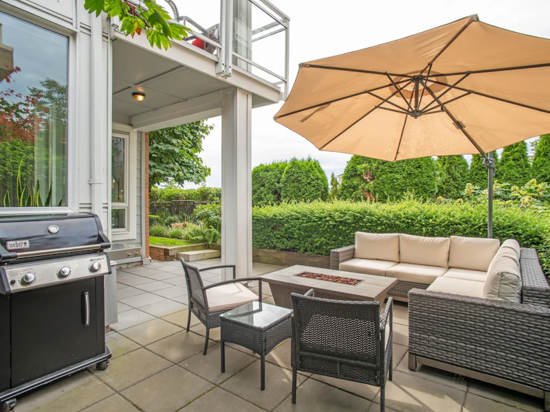 103 - 717 Chesterfield Avenue, North Vancouver BC V7M 3L8