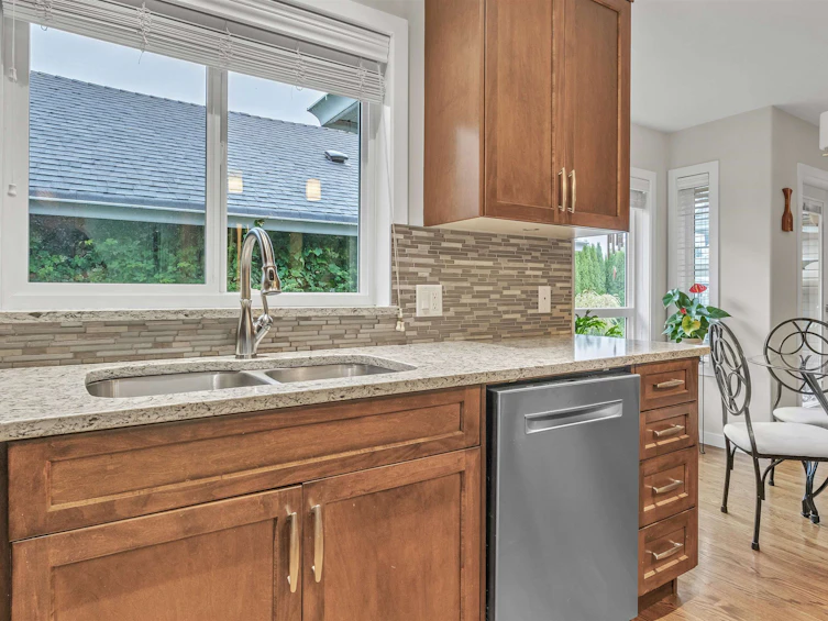 3073 Cassiar Avenue, Abbotsford, BC, V2S 7G9 - 11