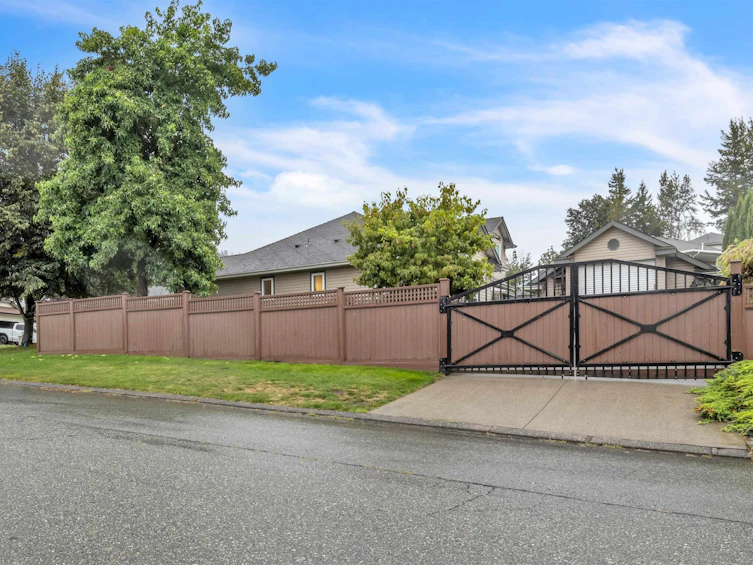 3073 Cassiar Avenue, Abbotsford, BC, V2S 7G9 - 31
