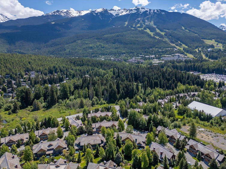 4807B Casabella Crescent, Whistler, BC, V8E 0Z4 - 35