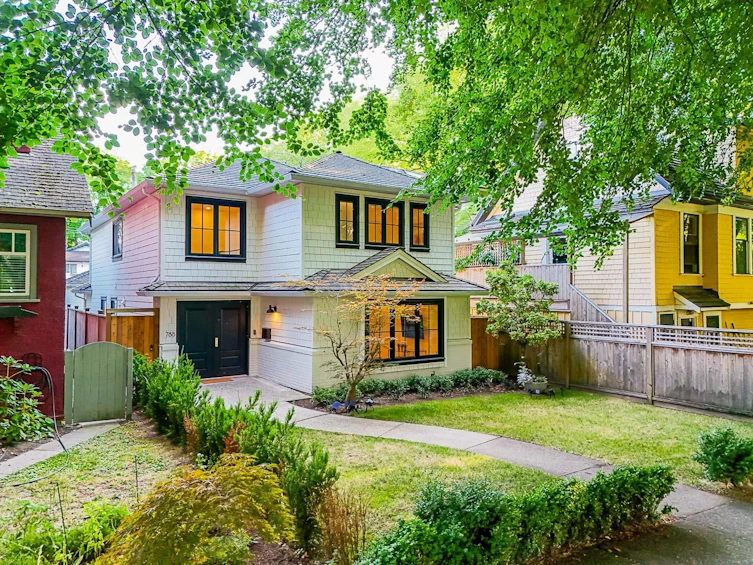 788 W 19th Avenue, Vancouver, BC, V5Z 1X2