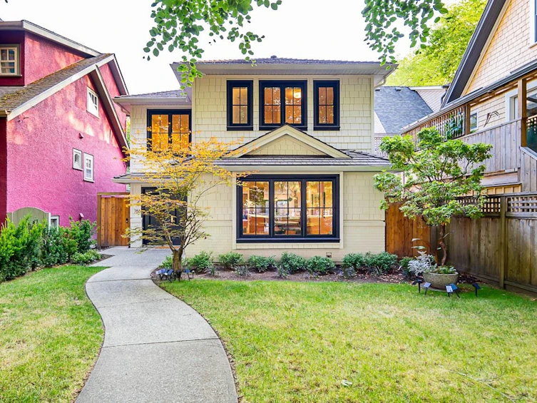 788 W 19th Avenue, Vancouver, BC, V5Z 1X2 - 2