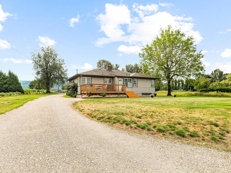 36359 Lougheed Highway, Mission, BC, V2V 7K6 - 36