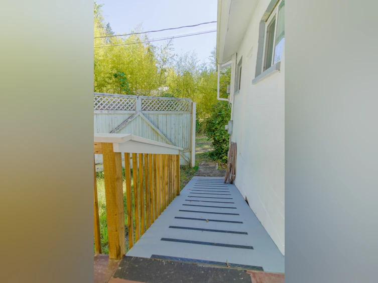 1325 Mackinnon Road, Pender Island, BC, V0N 2M1 - 38
