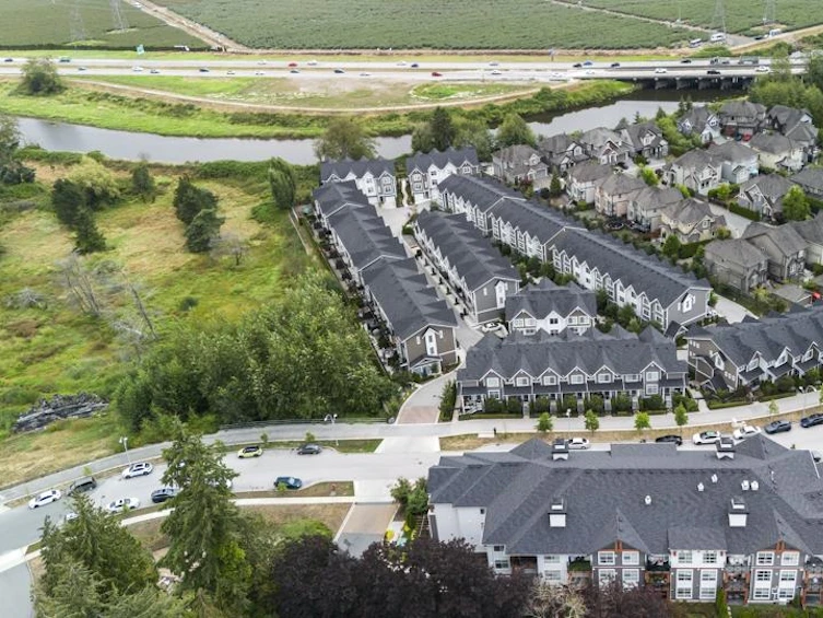 65-14541 Winter, Surrey, BC, V4P 0G5 - 40