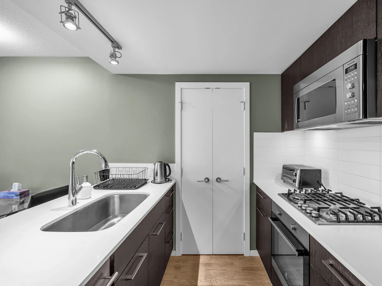 1015-7788 Ackroyd Road, Richmond, BC, V6X 0M8 - 5
