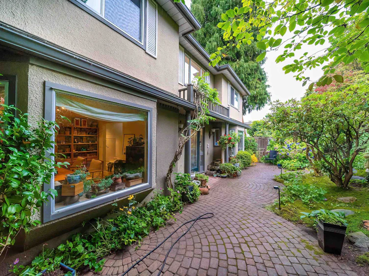 4333 Locarno Crescent, Vancouver, BC, V6R 1G2 - 4