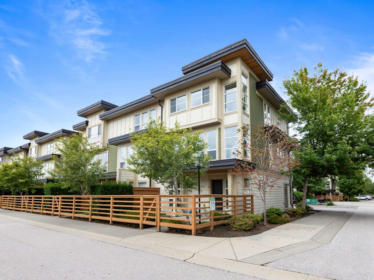 84-19477 72a Avenue, Surrey, BC, V4N 6M2 - 2