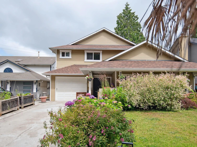 10845 85b Avenue, Delta, BC, V4C 7Y3 - 2