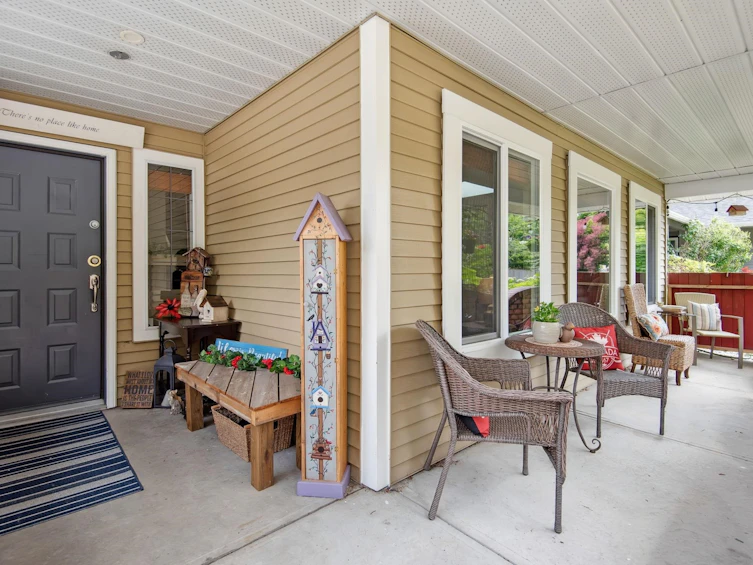 10845 85b Avenue, Delta, BC, V4C 7Y3 - 3